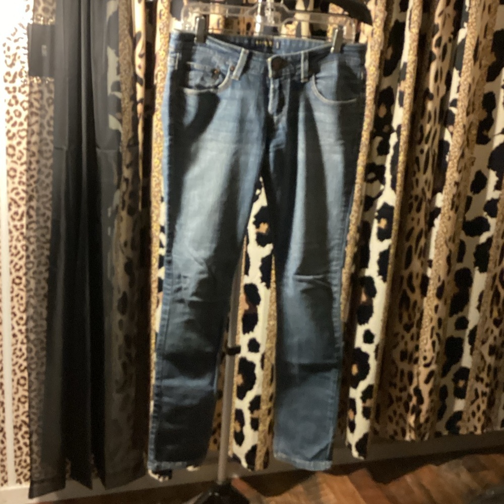 Levi's Women's Straight Leg Blue Jeans “Too Superlow 524 Jeans” Sz 7M